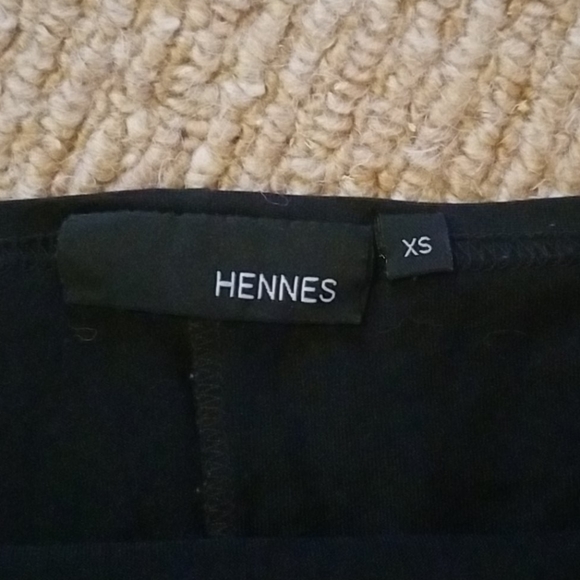 SOLD OUT! Black Tunic - Picture 3 of 3